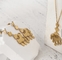 Gli insiemi dei gioielli dell'oro di Sanfenly per l'oro delle ragazze delle donne hanno messo a strati i gioielli dell'oro degli anelli dell'articolazione dei braccialetti a catena delle collane
