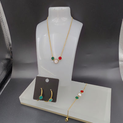 Nuovo orecchino in acciaio inossidabile in colore oro, collana, braccialetto con guscio verde per donna