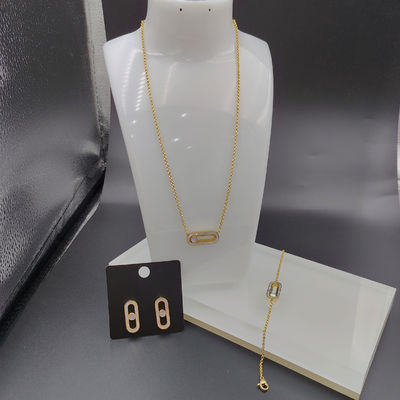 Nuovo orecchino in acciaio inossidabile in colore oro, collana, braccialetto con guscio per donna