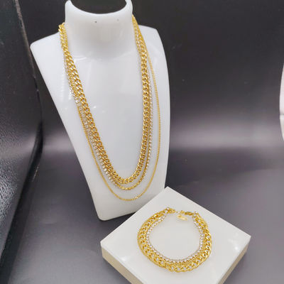 Nuovo arrivo di tendenza High Polish Nuovo oro colore in acciaio inossidabile orecchino, collana, braccialetto set per donna